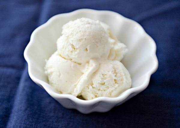 vanilla-ice-cream_12.jpg