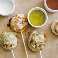 Permalink to: Pizza Skewers with Garlic Butter Dipping Sauce pizza skewers recipe