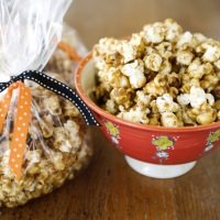 homemade caramel popcorn recipe