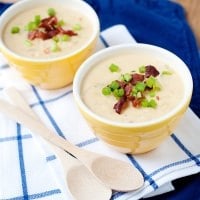 Permalink to: Slow Cooker Beer Cheese Soup Add siracha and Worcestershire sauce to taste.