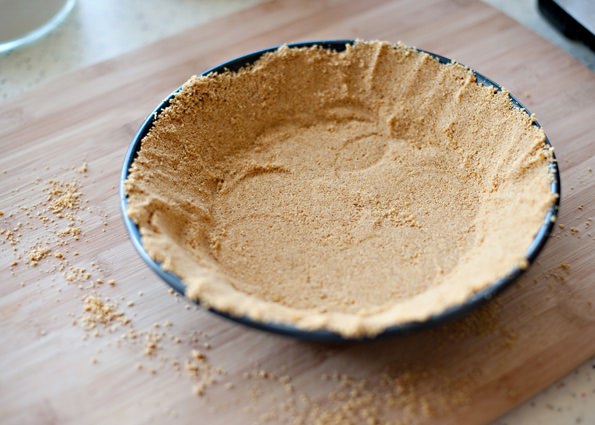 crust for peanut butter pie