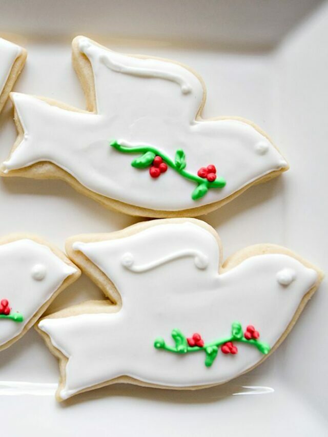 Christmas Dove Royal Icing Cookies