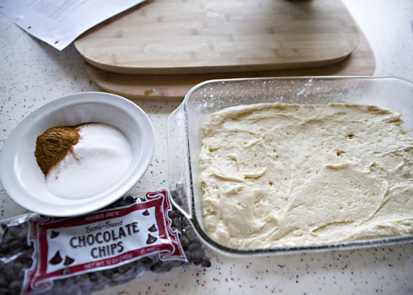 sour cream and chocolate chip coffee cake recipe
