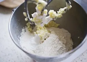 vanilla bean almond sugar cookies recipe