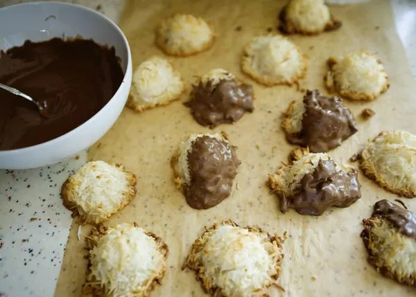 chocolate covered macaroons recipe