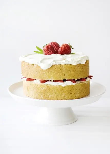 white chocolate strawberry cake recipe