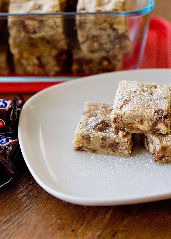 snickers cookie bars
