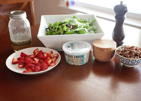 strawberry salad with honey poppy seed dressing recipe