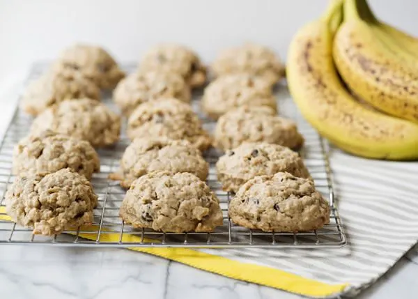 banana oat breakfast cookie recipe