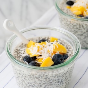 chia seed pudding with mango and coconut