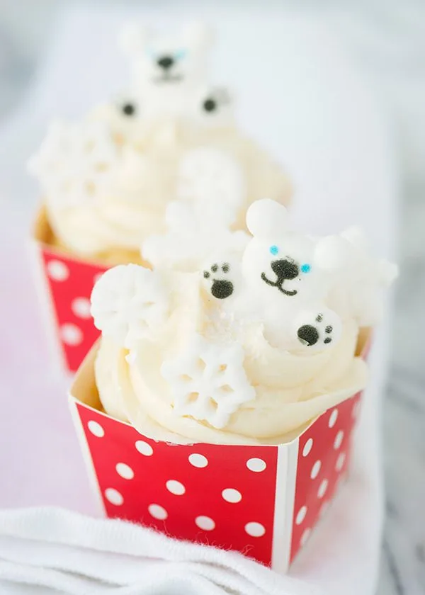 polar bear fun cupcakes
