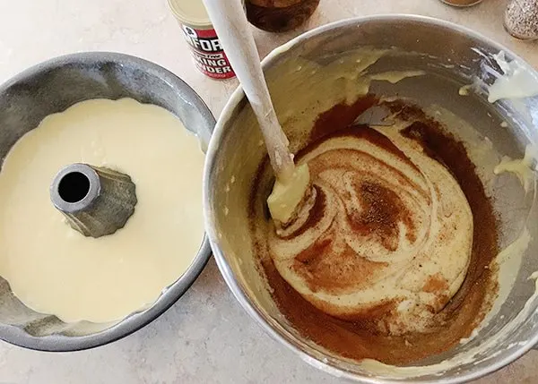 Eggnog Swirl Bundt Cake with Eggnog Galze