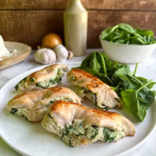 Stuffed chicken breast with spinach - featured image