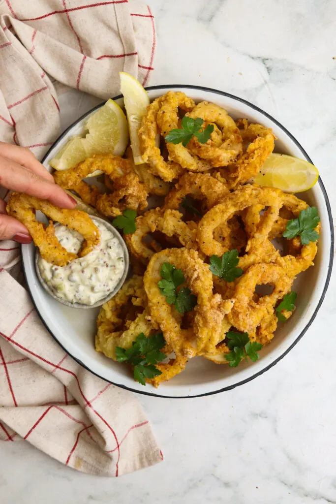 How to Make Crispy Fried Calamari