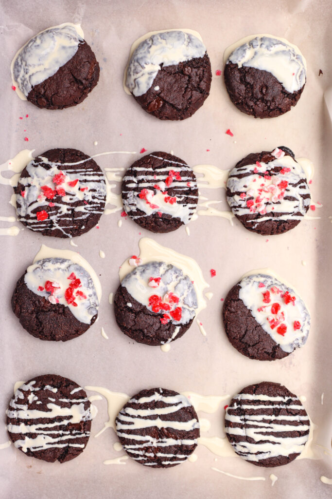 The Best Chocolate Peppermint Cookies featured image below