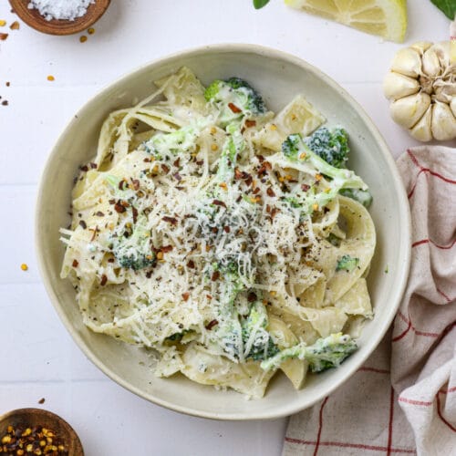 Broccoli Alfredo Pasta Recipe top shot