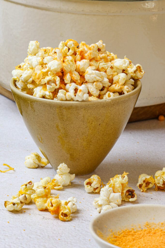 Cheese Popcorn Recipe (Homemade, with Cheese Powder)