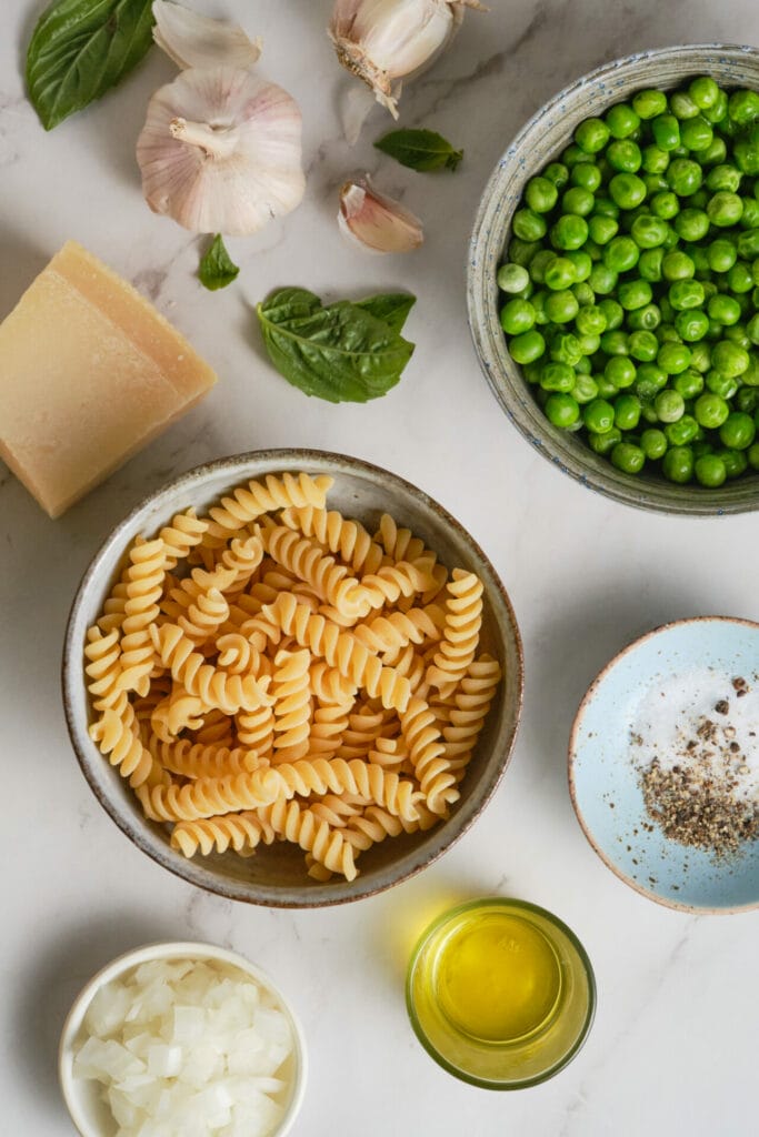 Pasta with Peas ingredients