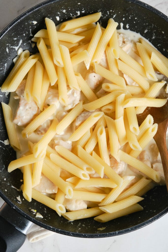Boursin Cheese Chicken Pasta step 4