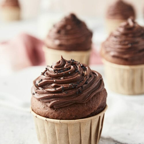 Easy Chocolate Cream Cheese Frosting featured image