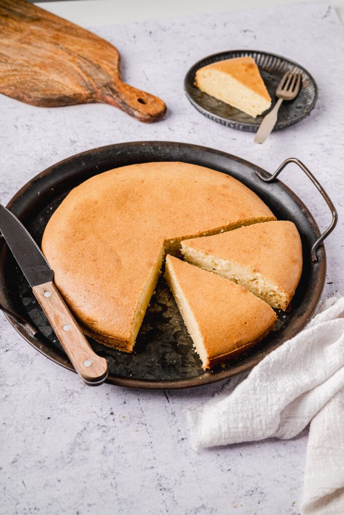 The Best Vanilla Sponge Cake Recipe